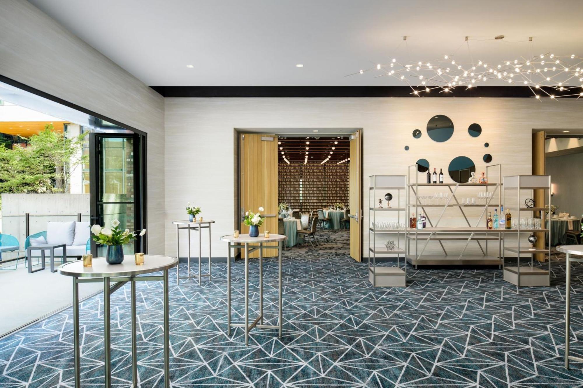 Astra Hotel, Seattle, A Tribute Portfolio Hotel by Marriott Esterno foto